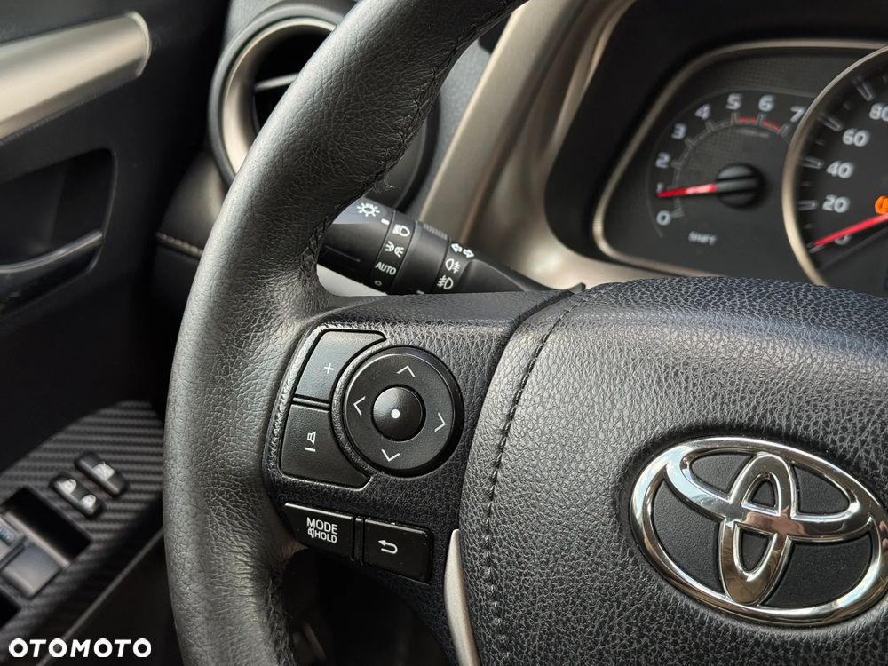 Toyota RAV4 2.0 D-4D Active 4x2 - 29