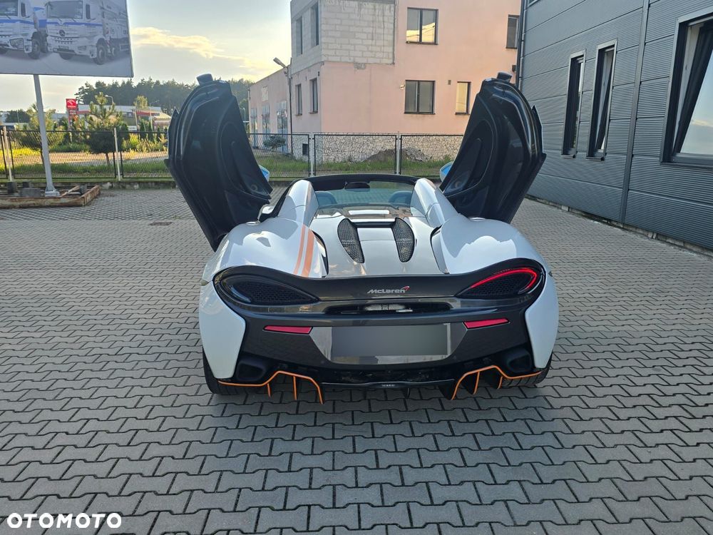 McLaren 570S Spider - 8