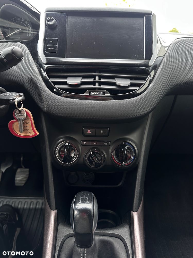 Peugeot 2008 PureTech 82 Style - 9