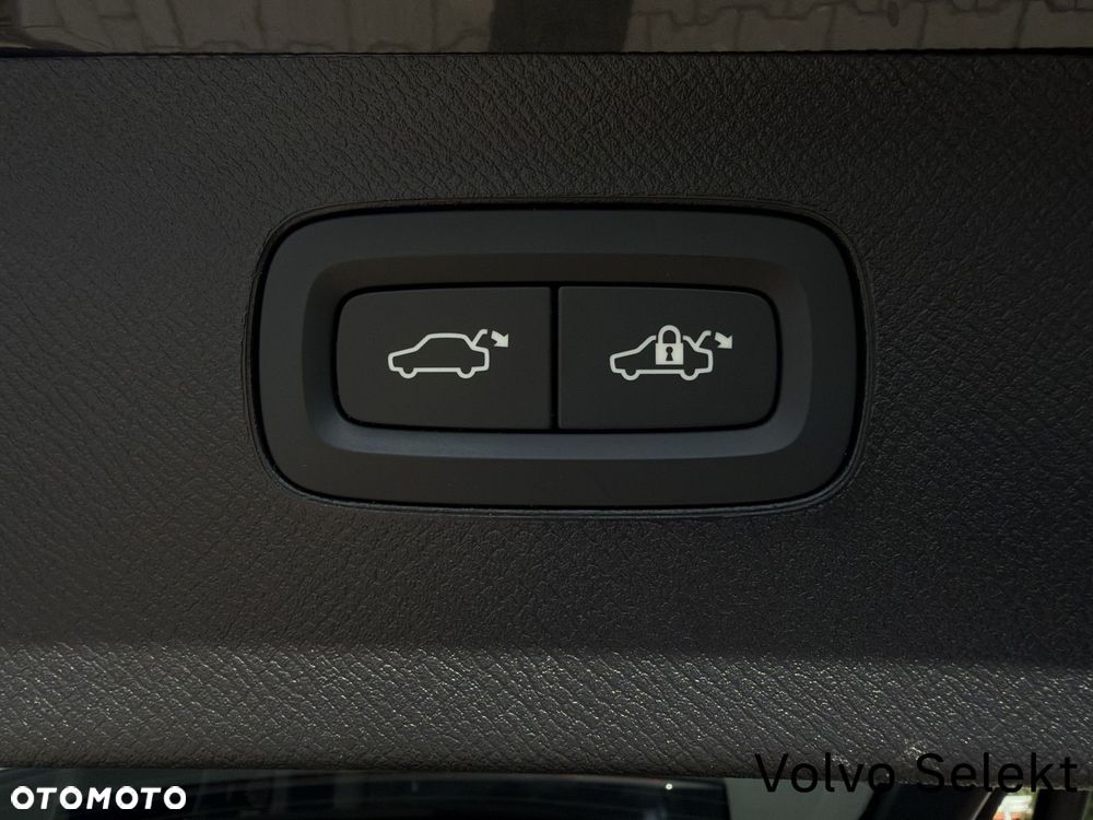 Volvo XC 90 - 36