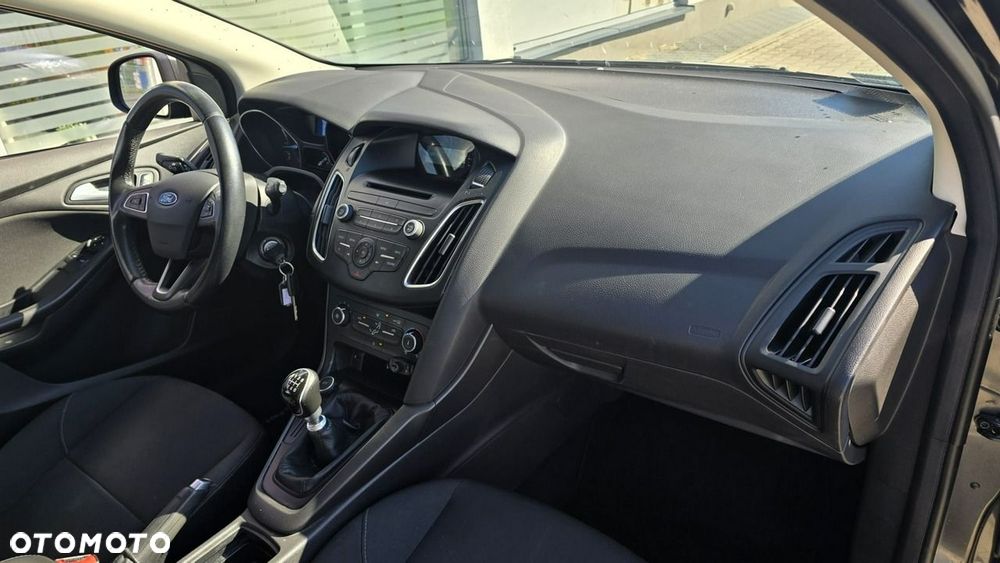Ford Focus - 11