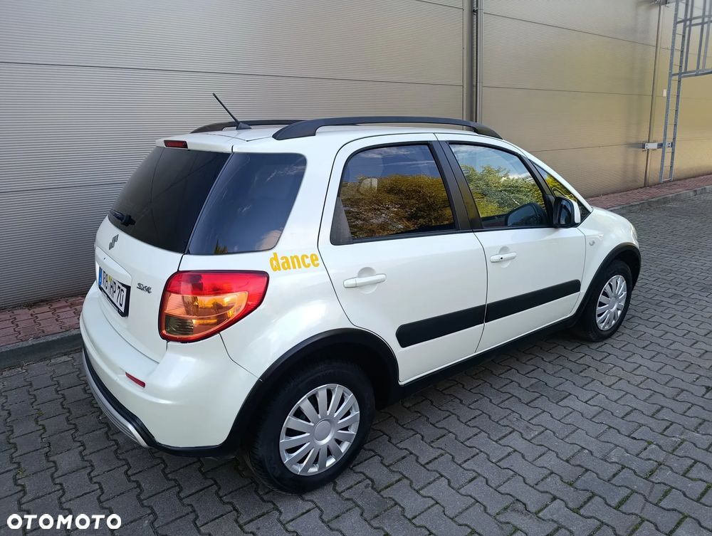 Suzuki SX4 - 8