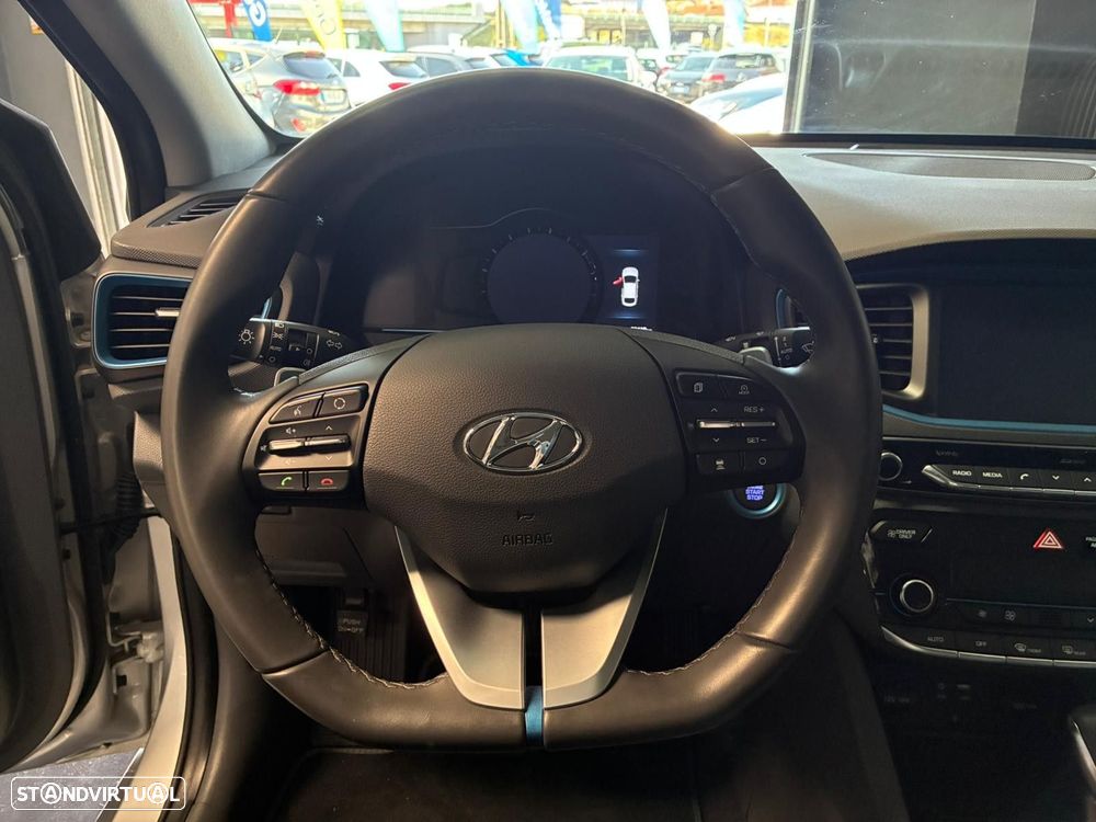 Hyundai Ioniq 1.6 GDI HEV - 22