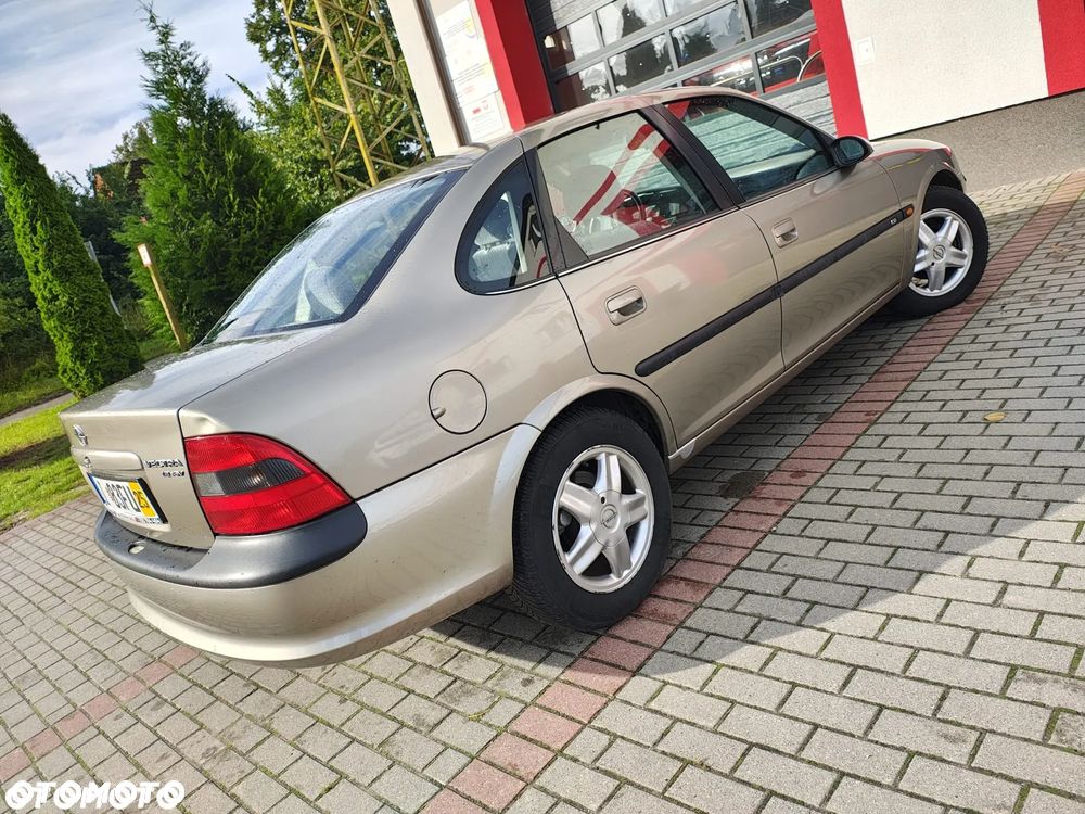 Opel Vectra - 4