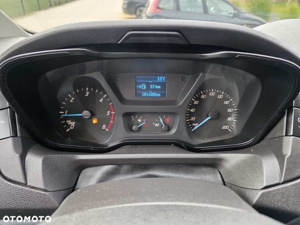 Ford Transit - 26