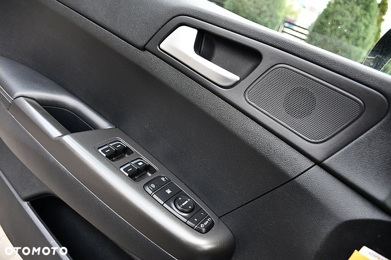 Kia Sportage 1.6 GDI 2WD SPIRIT - 19