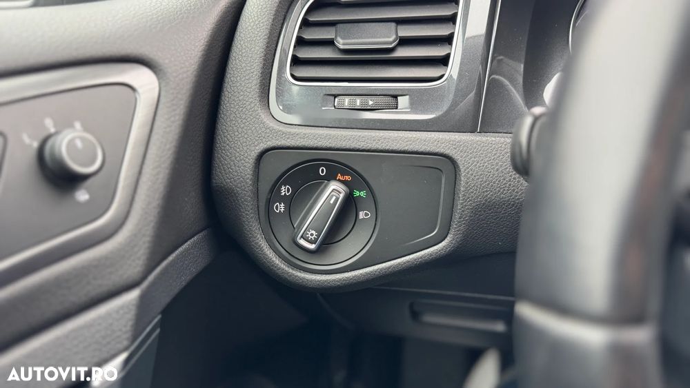 Volkswagen Golf Variant 1.6 TDI SCR Comfortline - 16