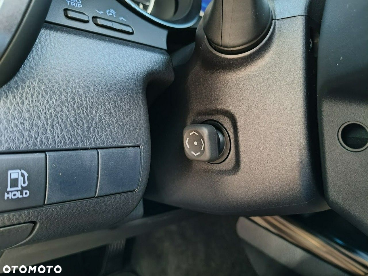 Toyota Camry - 21