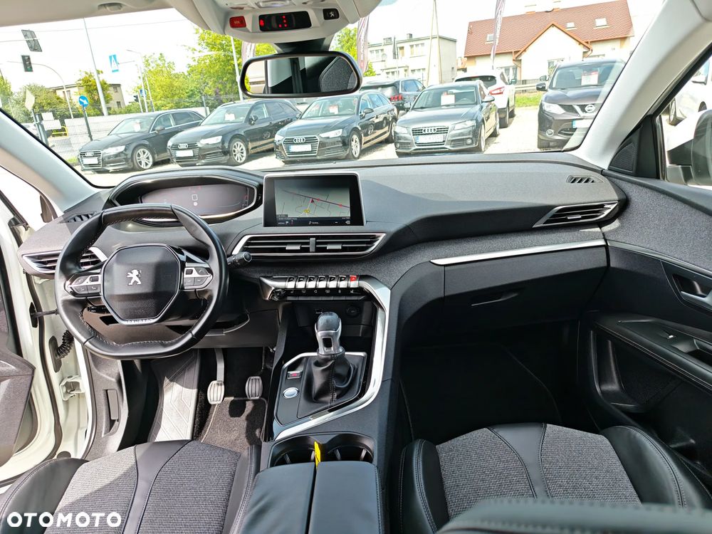 Peugeot 3008 1.2 PureTech Active S&S - 15