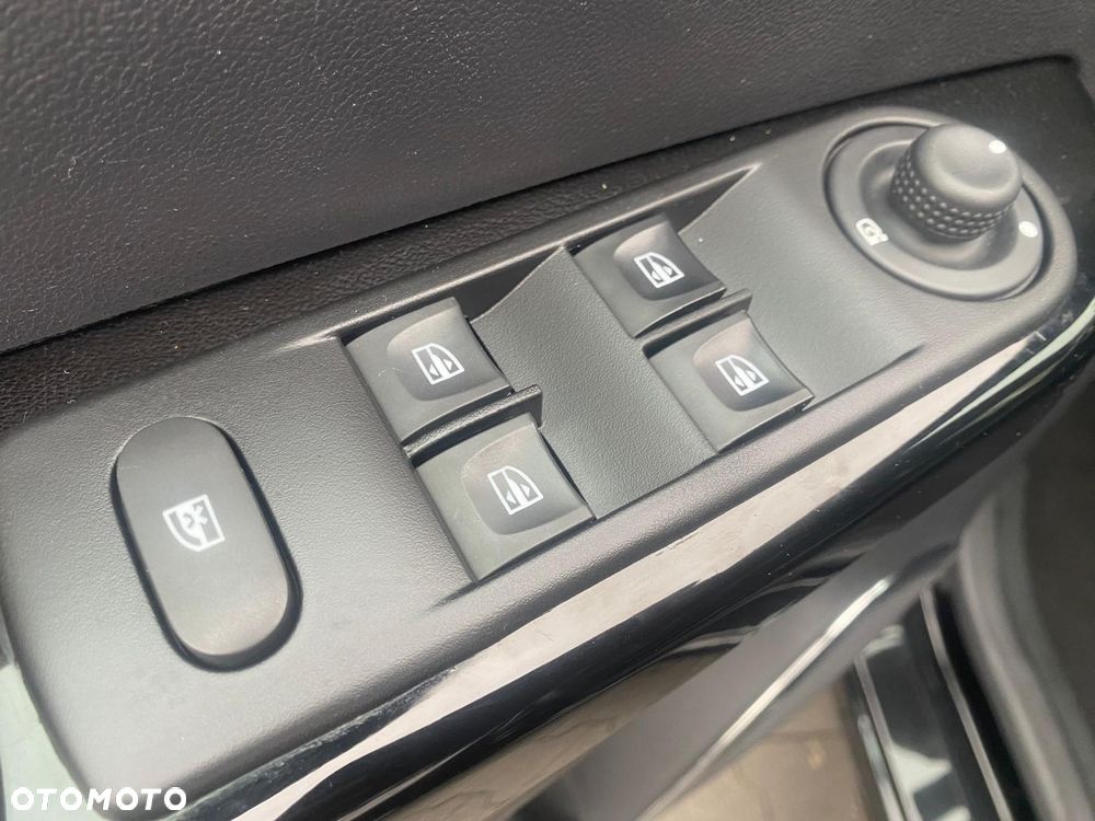 Renault Captur (ENERGY) TCe 90 LIFE - 34
