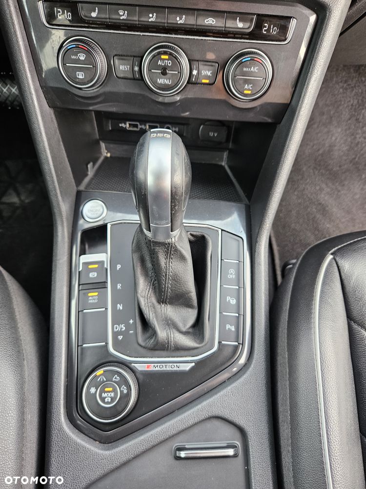 Volkswagen Tiguan 2.0 TDI SCR 4Motion (BlueMotion Techn.) DSG Highline - 28