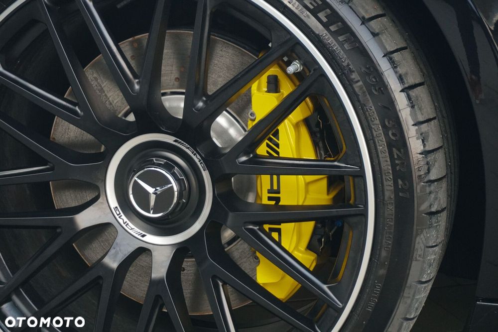 Mercedes-Benz AMG GT - 23