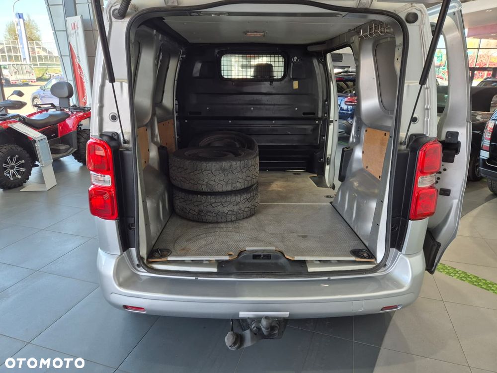 Toyota ProAce 1.6 / L1H1 / AUTOMAT / BEZWYPADKOWY / SERWISOWANY / KSIĄŻKA SERWISOWA / STAN IDEALNY / KRÓTKI / ALUFELGI - 21