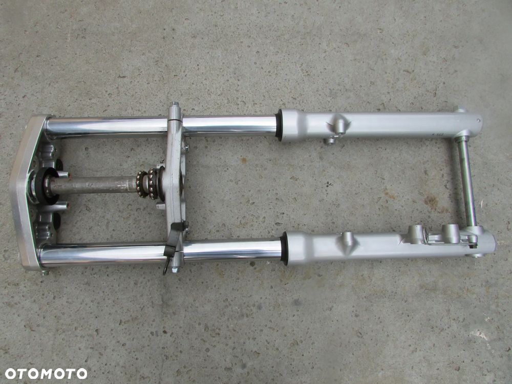 Suzuki GZ 125 Marauder zawieszenie lagi półki - 2