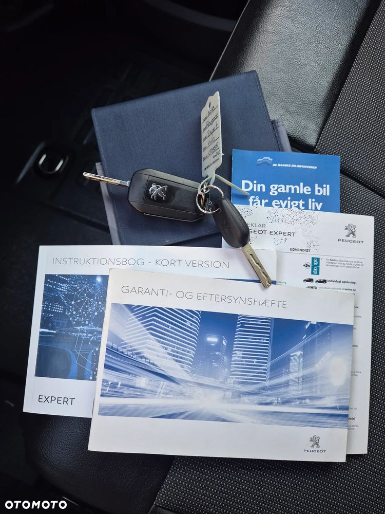 Peugeot Expert 2.0HDI 2018r L2 Long 180koni EAT6 klimatronik Ledy Blis 100%Bezwypadek SerwisASO SUPER STAN Alufelgi 17'' Wersja PREMIUM - 35