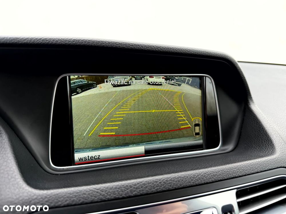 Mercedes-Benz Klasa E 250 7G-TRONIC Sport Edition - 22