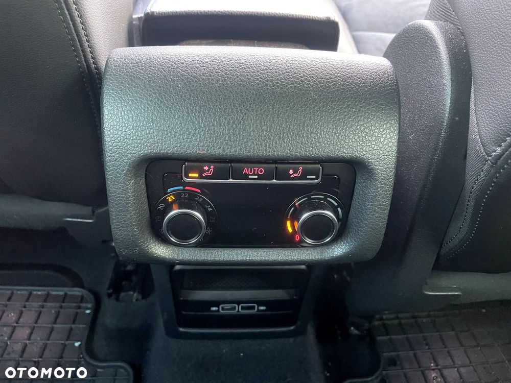 Seat Alhambra 2.0 TDI Xcellence DSG - 16