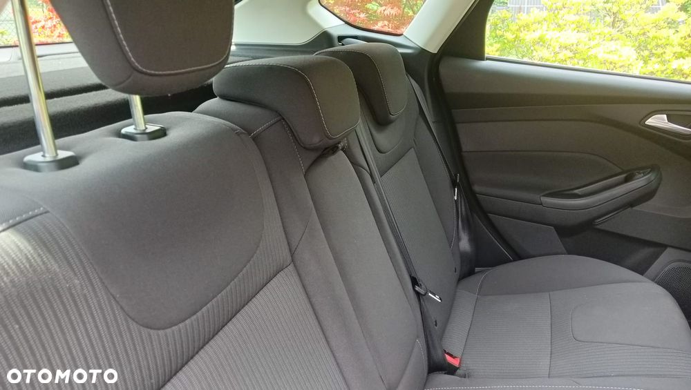 Ford Focus 1.0 EcoBoost STart-Stopp-System TITANIUM - 9