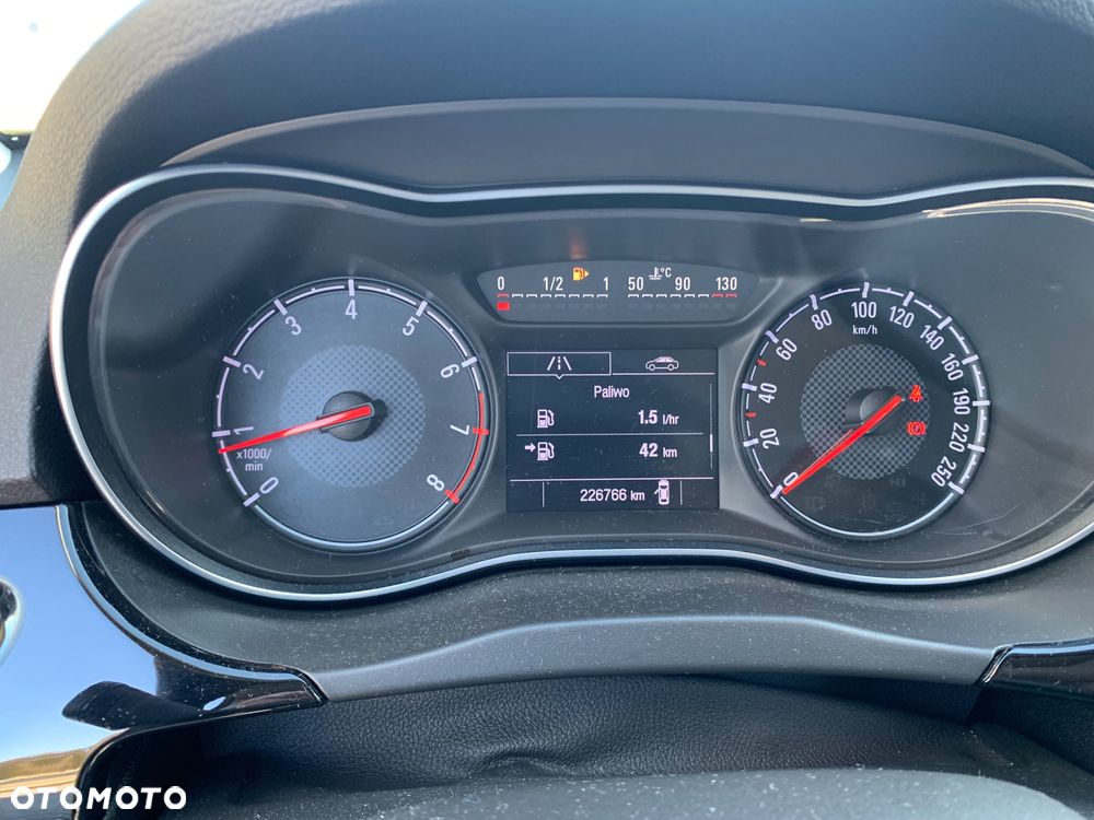 Opel Corsa 1.4 Turbo Start/Stop GSi - 17