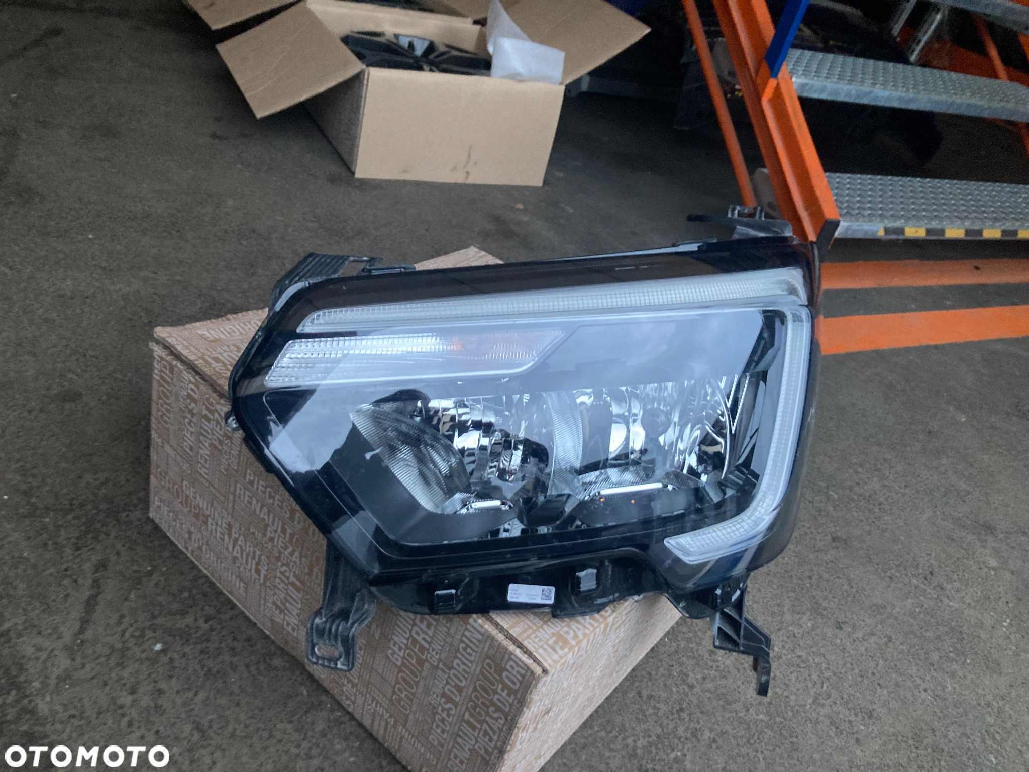 RENAULT MASTER 3 III LIFT 4 IV LAMPA PRZEDNIA LEWA REFLEKTOR LEWY PRZÓD przedni LED Ledowa  Wwa - 3