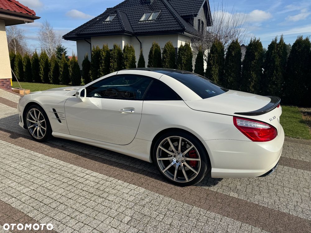 Mercedes-Benz SL ver-63-amg-amg-speedshift-mct-7--gang-sportgetriebe - 10