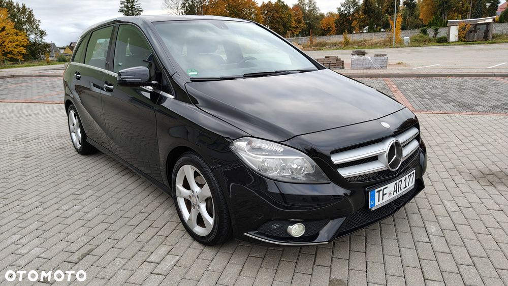 Mercedes-Benz Klasa B 200 Edition - 19