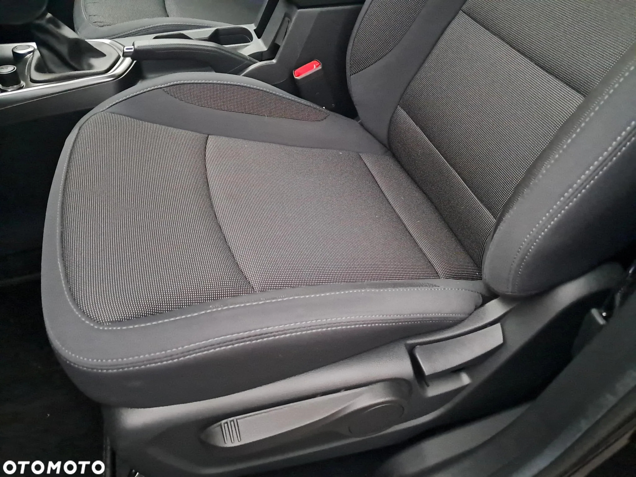 SsangYong/KGM Tivoli 1.5 T-GDI Adventure - 11