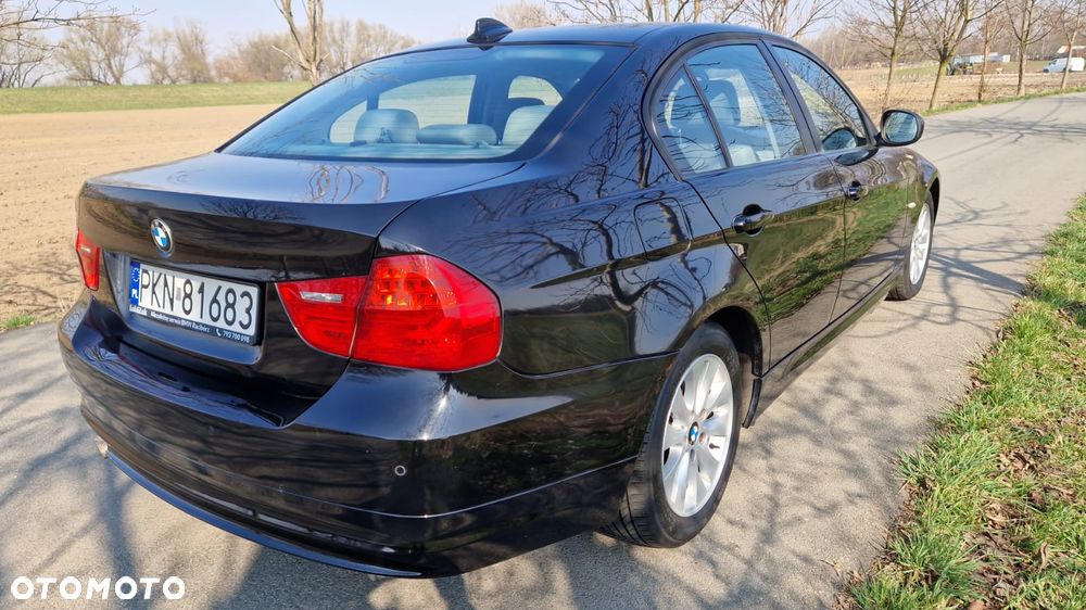 BMW Seria 3 318d Modern Line - 2