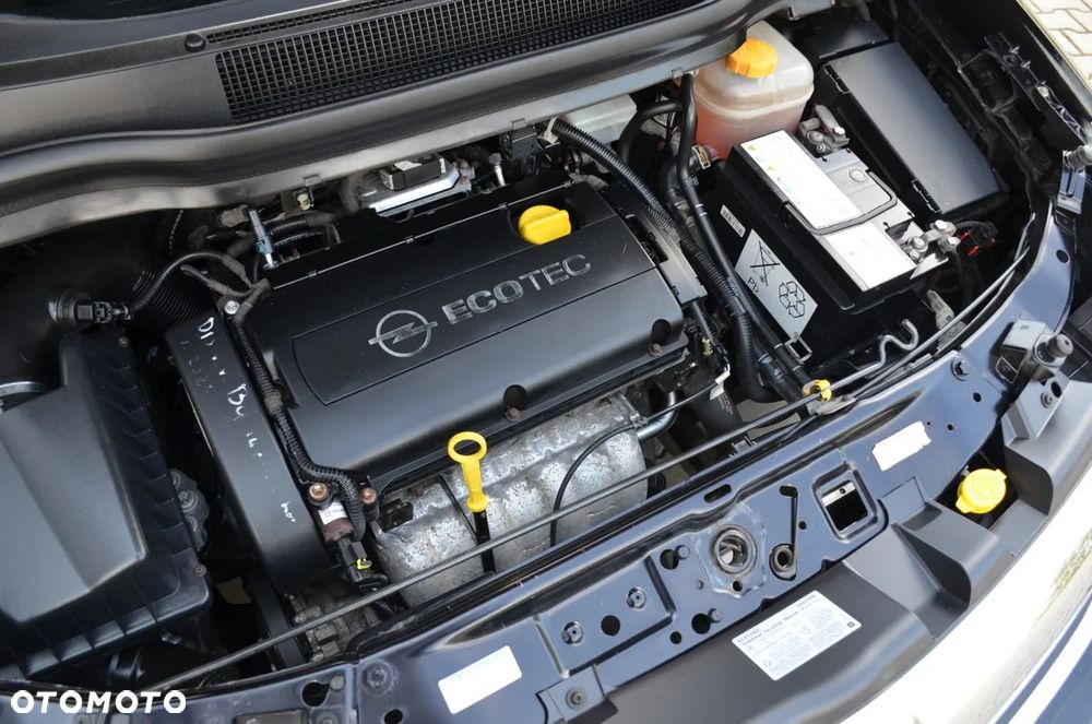 Opel Zafira 1.8 Cosmo - 15