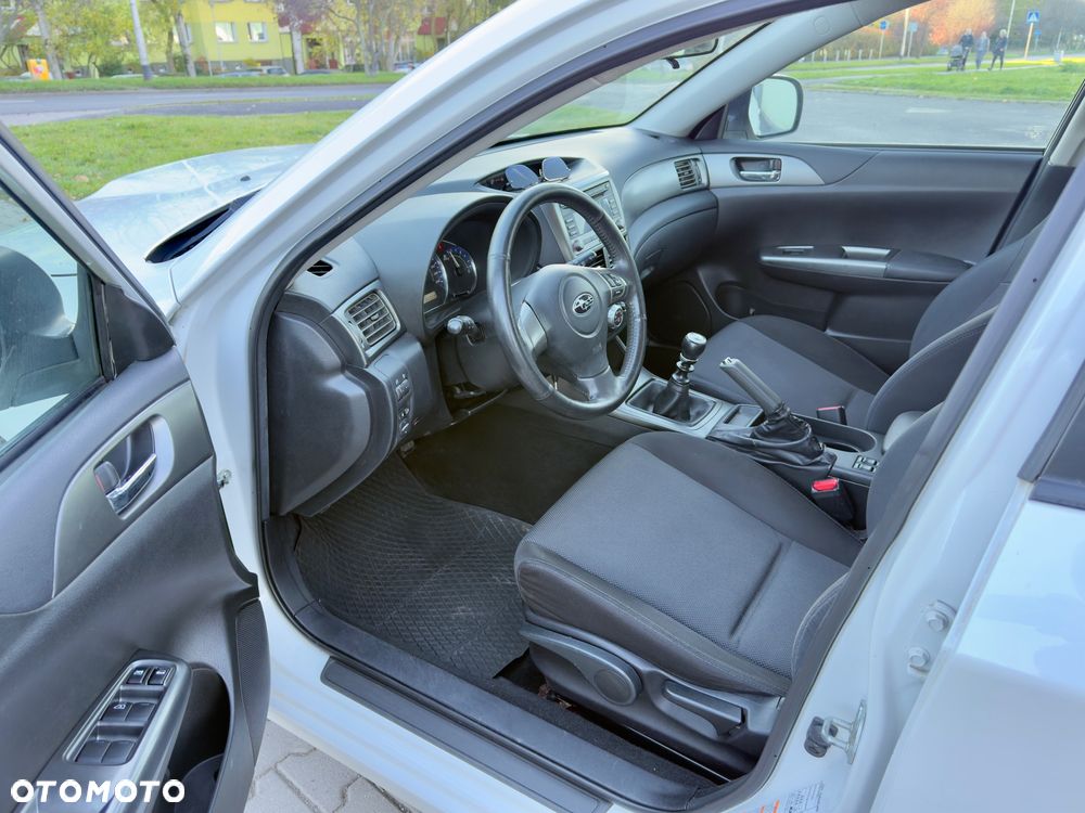 Subaru Impreza 2.0D RA - 20