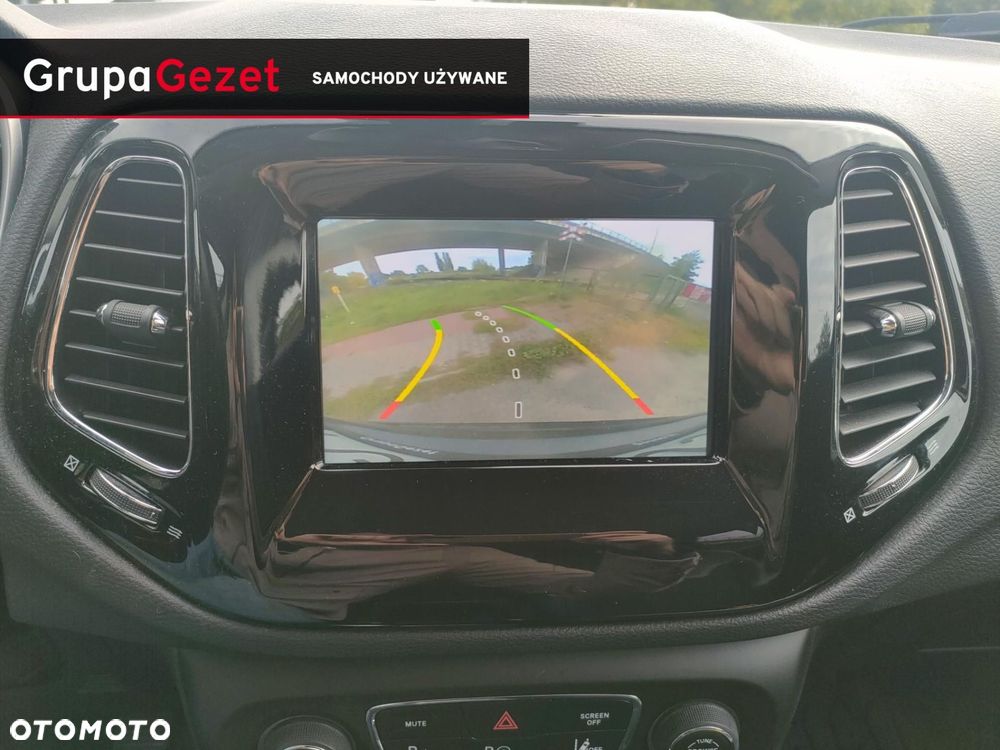 Jeep Compass - 16