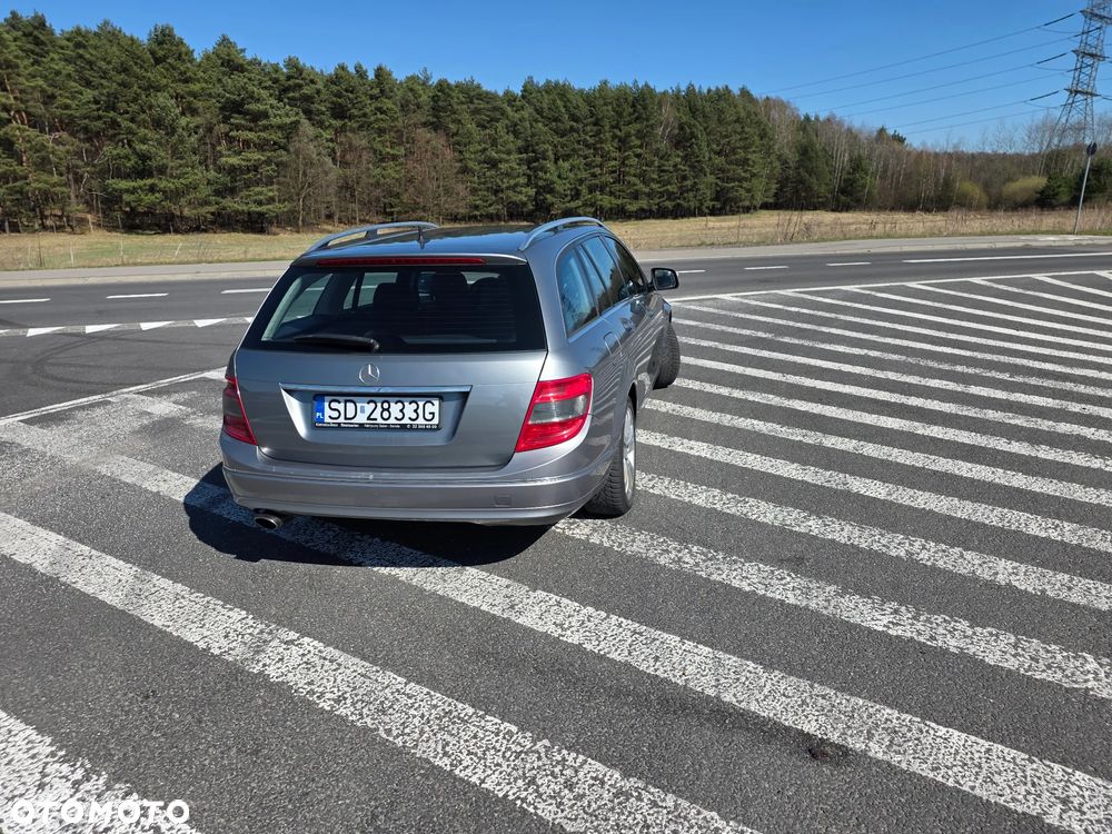 Mercedes-Benz Klasa C ver-220-cdi-avantgarde - 11