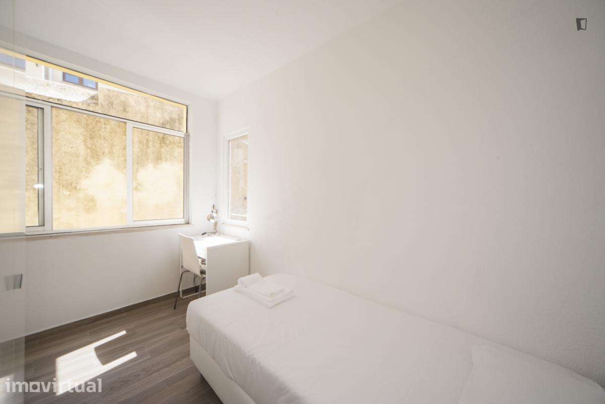 Quarto - localizado em Lapa Lisbon - Grande imagem: 3/19