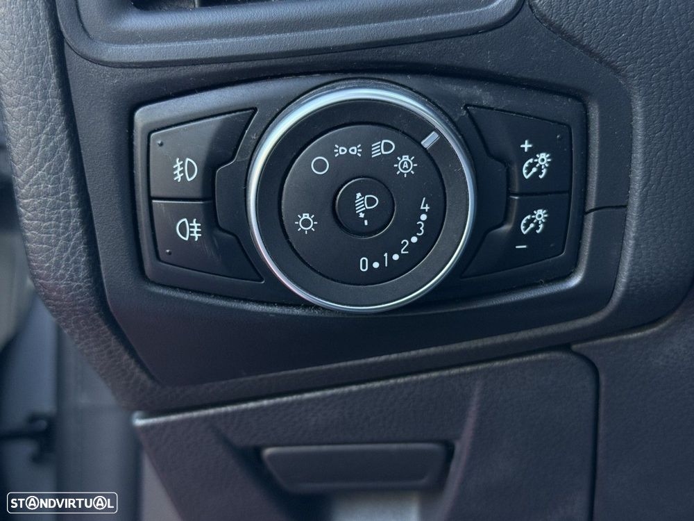 Ford Focus 1.0 EcoBoost S&S COOL&CONNECT DESIGN - 9
