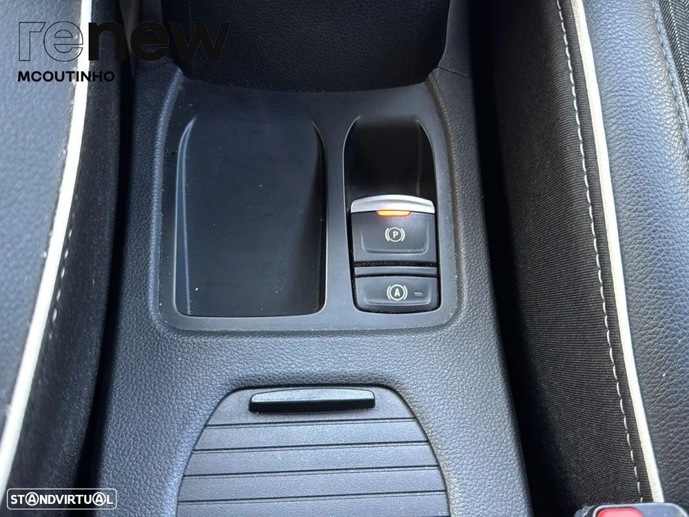 Renault Clio 1.0 TCe Techno - 18