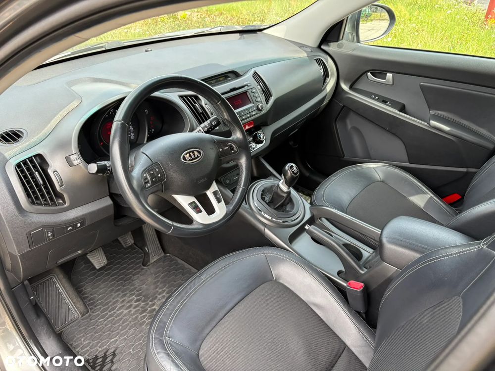 Kia Sportage - 10