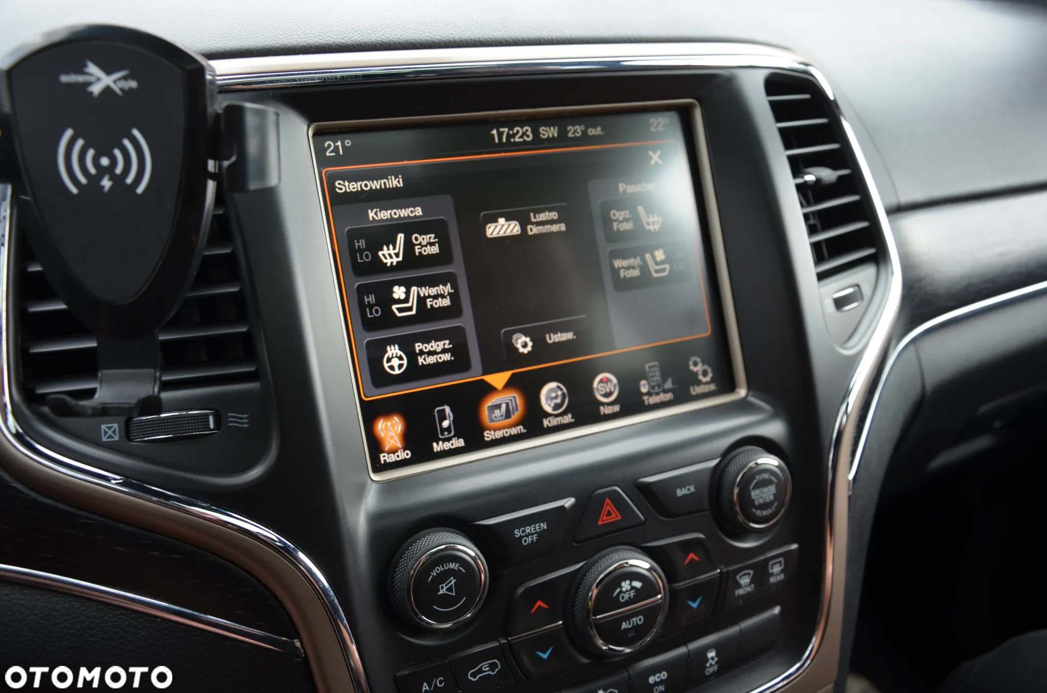 Jeep Grand Cherokee 3.0 CRD Overland Summit - 34