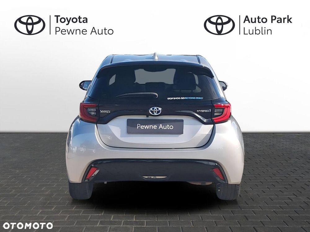 Toyota Yaris Hybrid 1.5 Executive - 5