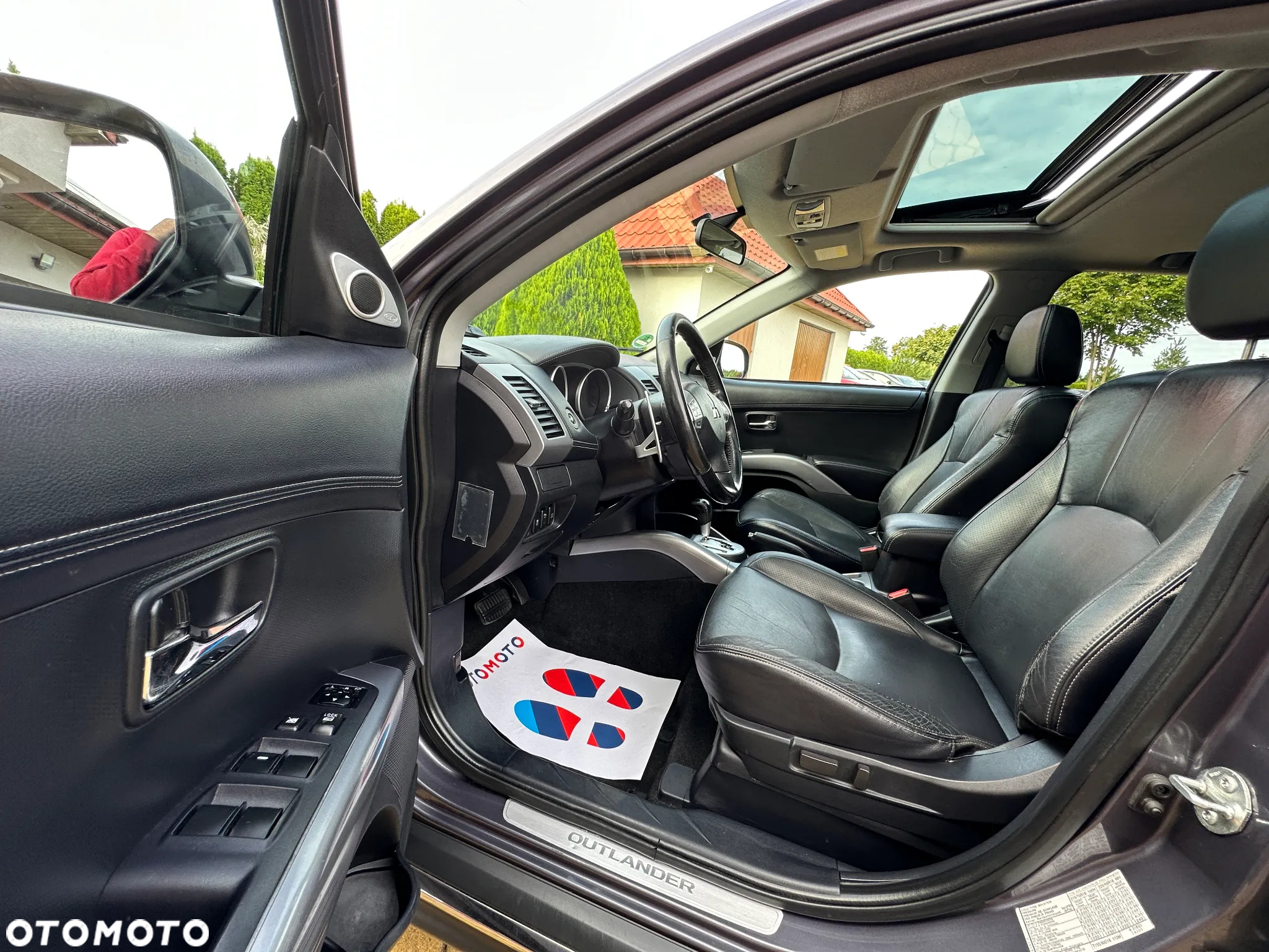 Mitsubishi Outlander - 18