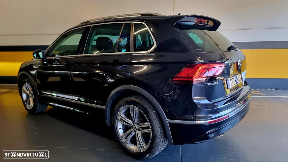 VW Tiguan 2.0 TDI R-Line DSG - 4