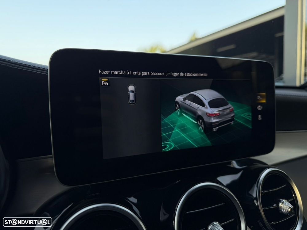 Mercedes-Benz GLC 300 e Coupé 4Matic - 51