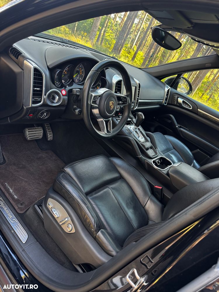 Porsche Cayenne - 13