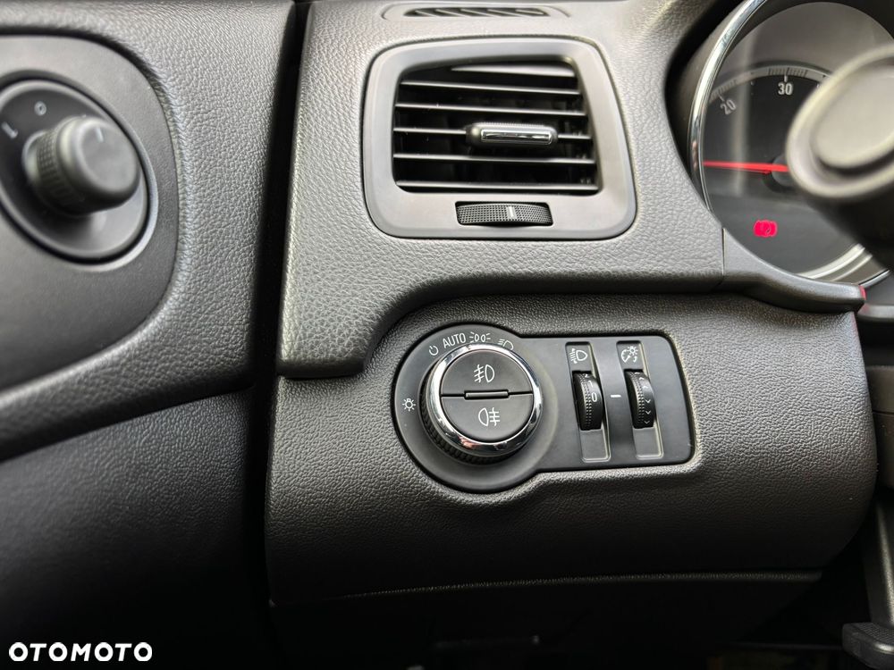 Opel Insignia 2.0 CDTI Automatik 150 Jahre - 37