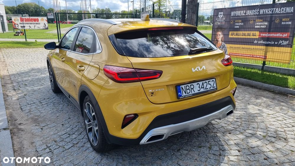 Kia XCeed 1.5 T-GDI M - 12
