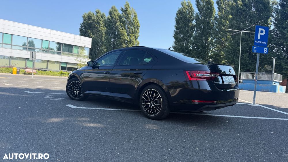 Skoda Superb 2019 photo 5