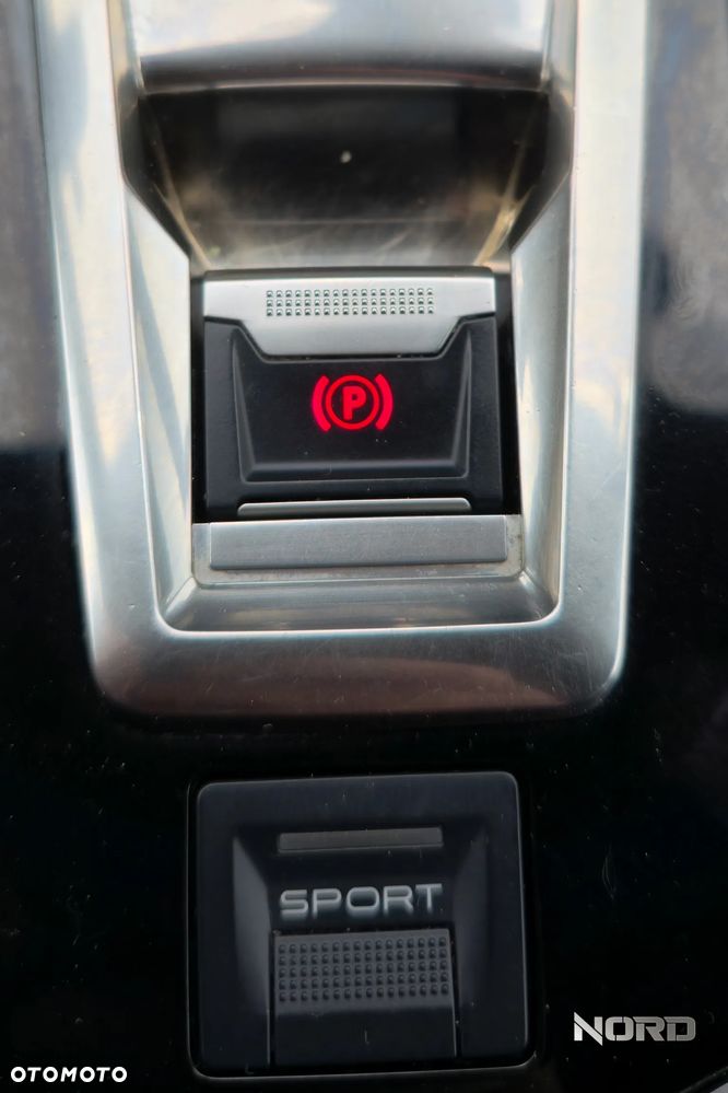 Peugeot 5008 THP 165 EAT6 Stop & Start Allure - 17