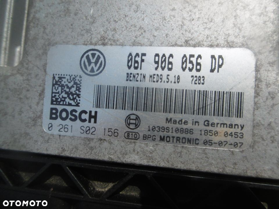Sterownik komputer audi golf leon 06F906056DP 0261S02156 - 2