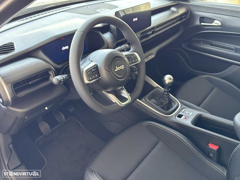 Jeep Avenger 1.2 GSE T3 Altitude - 13