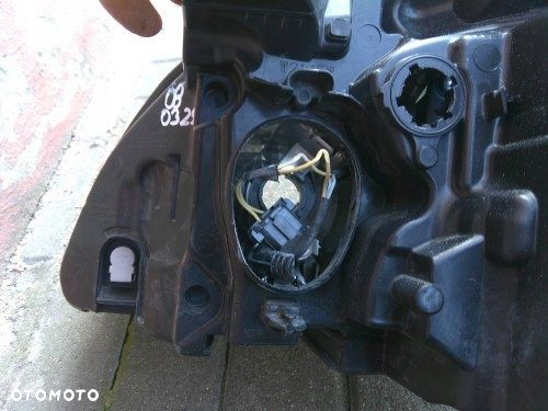 RENAULT LAGUNA III LIFT 10 XENON PRAWA PRZEDNIA LAMPA ORYGINAŁ 260105295R - 10
