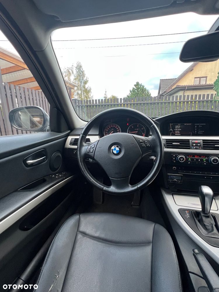 BMW Seria 3 318d Touring - 7